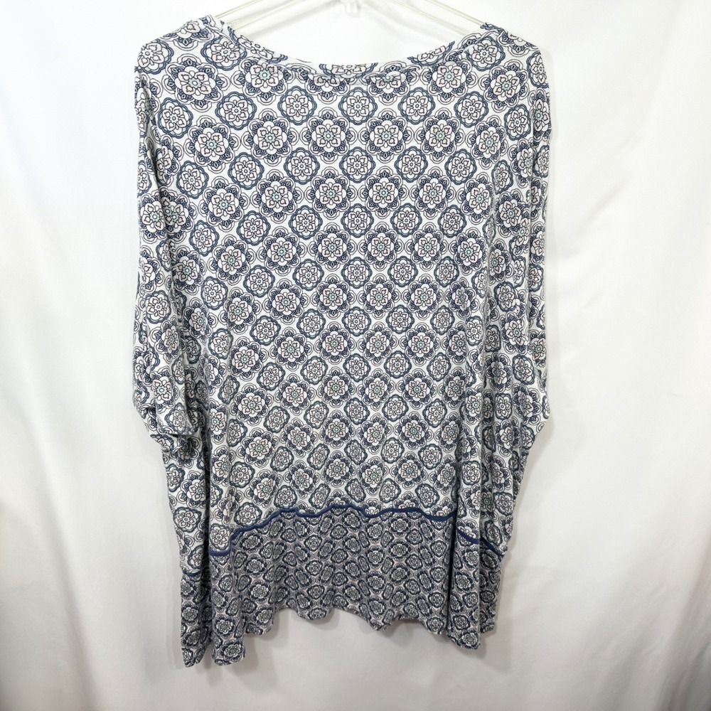 J. Jill Plus Size 4X Top Blue White Cotton Floral Medallion Boho Cottagecore 681 - Picture 3 of 7